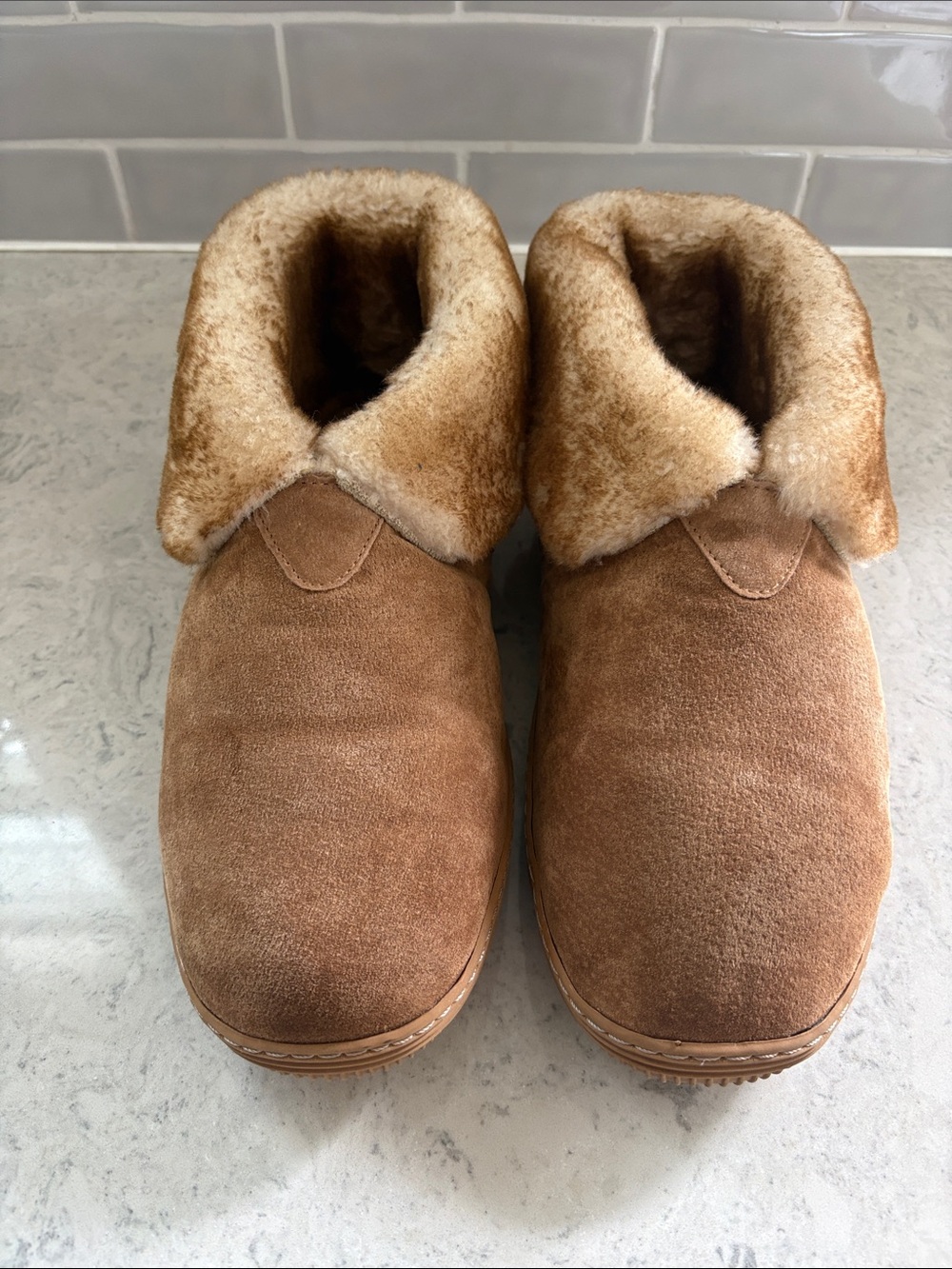 NEW Lamo suede fur lined slippers